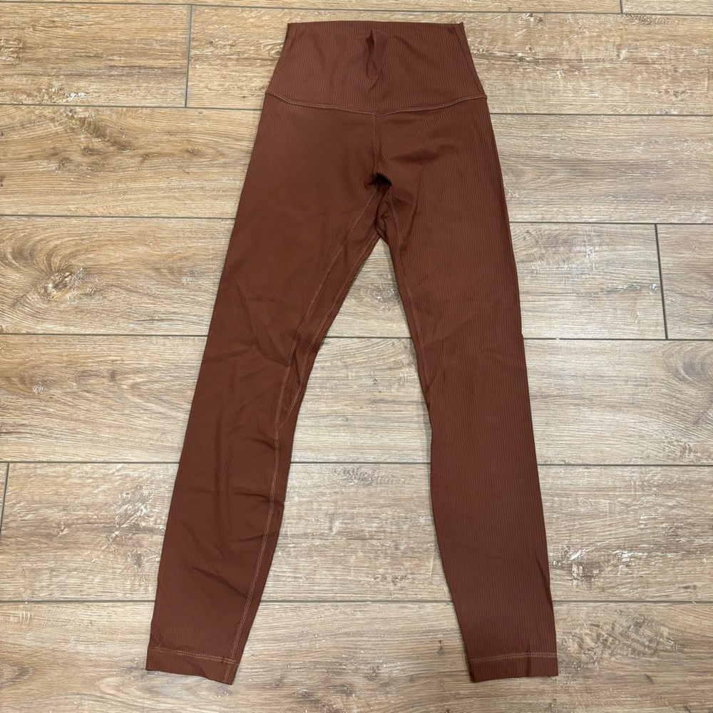 lululemon | ribbed align leggings 25" in brown